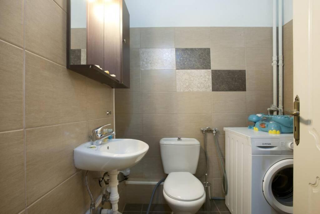 Three Bedrooms Apartment At The Center Of אתונה מראה חיצוני תמונה