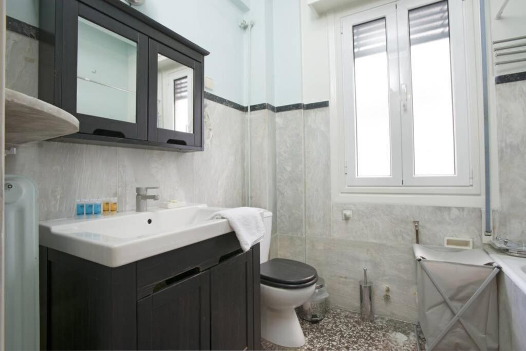 Three Bedrooms Apartment At The Center Of אתונה מראה חיצוני תמונה
